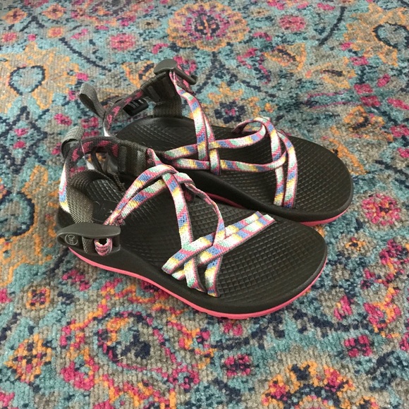 little girl chacos